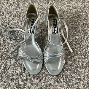 Ballroom Dance Shoes - Silver size 7.5 (6.5 UK)